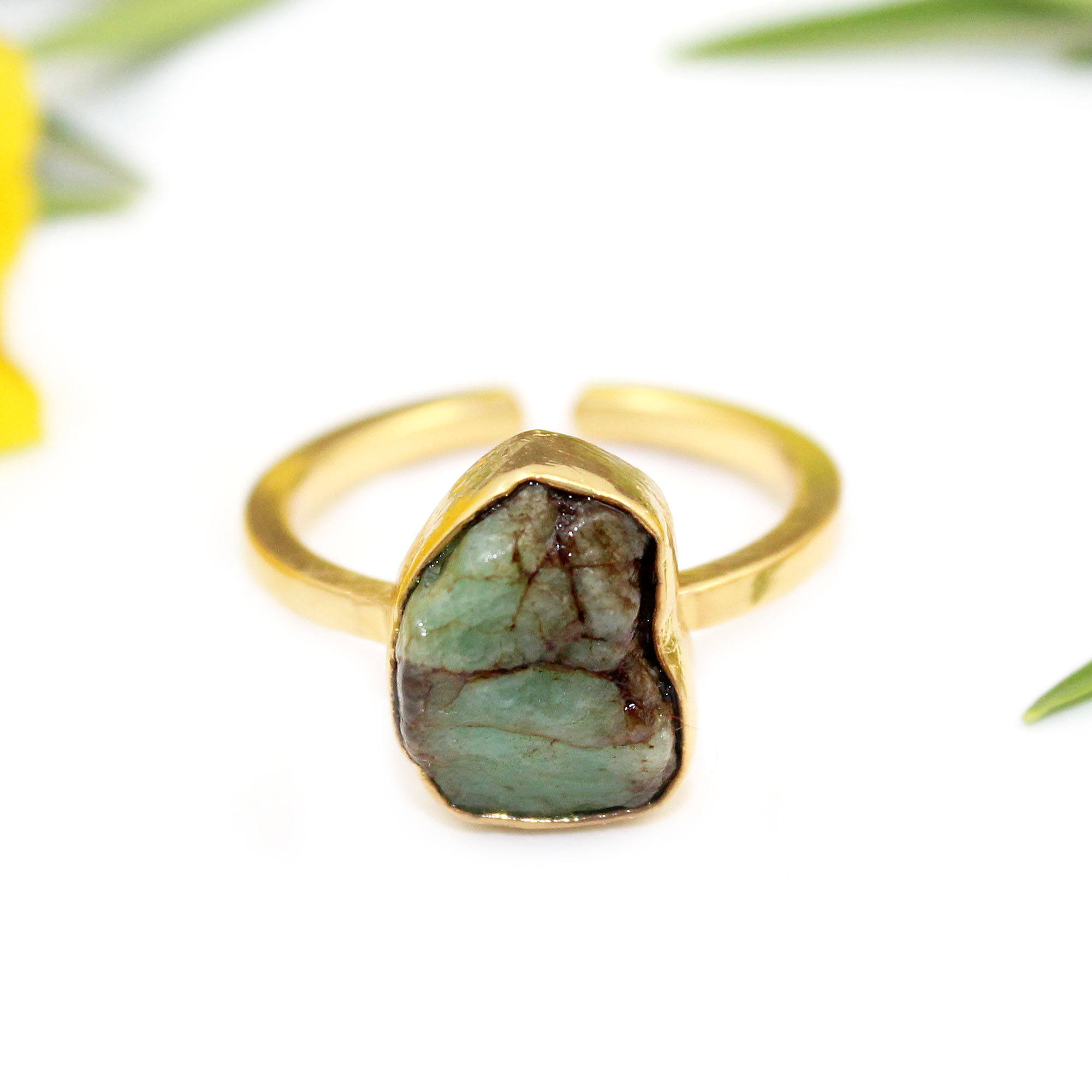 มรกตธรรมชาติ