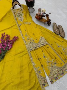 Nuevo Conjunto de Salwar Kameez y Dupatta de Diseñador para Fiesta, Reversible, Casual, para Todas las Temporadas, de Seda CHINON con Estampado Digital y Relieve - Product Image 2