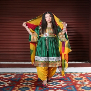 Fournisseur professionnel de robes afghanes vintage KUCHI faites à la main pour femmes, prix de gros, toutes tailles et faible MOQ - Product Image 2