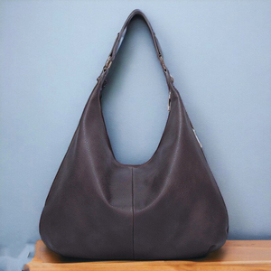 Sac de luxe Hobo pour femmes Sac fourre-tout souple de créateur LHB-0103 à bandoulière en cuir surdimensionné de haute qualité - Product Image 1