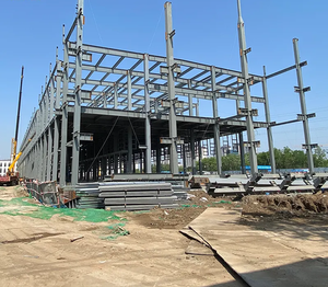 Strutture prefabbricate <span class=keywords><strong>in</strong></span> <span class=keywords><strong>acciaio</strong></span> e pannelli del tetto per edifici di grandi dimensioni <span class=keywords><strong>in</strong></span> <span class=keywords><strong>acciaio</strong></span> sala espositiva <span class=keywords><strong>in</strong></span> <span class=keywords><strong>acciaio</strong></span> zincato - Product Image 5