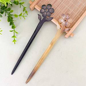 ไม้ควายและกระดูกวัวสำหรับคลิปหนีบผมแกะสลักทำจากเงิน - Product Image 1