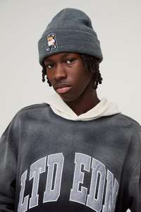 หมวกบีนนี่ถักสีเทาถ่านพร้อมปักลายหมีแนวสตรีทแวร์หมวกฤดูหนาวหมวกอบอุ่นพับได้หมวกผ้าแจ็คการ์ดสไตล์ฮิปฮอปลำลอง - Product Image 3