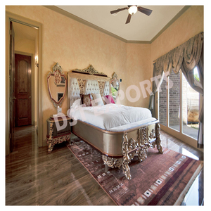 ชุดเฟอร์นิเจอร์ห้องนอนหรูหราทำจากไม้สักเนื้อแข็งแบบดั้งเดิมของปราสาทราชวงศ์ราชวงศ์ราชวงศ์ - Product Image 1