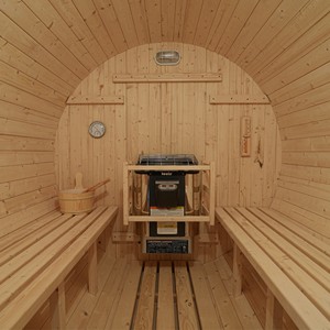 Sauna de Barril de Pino Blanco con Calefactor de 6KW, Capacidad para 6 Personas, Tejas Impermeables y Asientos en el Porche - Product Image 3