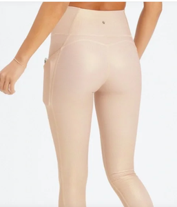 Conjunto de sujetador y mallas de cintura alta Fabletics Revitalize Gold Hologram Oasis para mujer de secado rápido antibacteriano y Anti-UV de alta calidad - Product Image 4