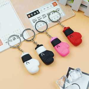 พวงกุญแจถุงมือมวยขนาดมินิทำจากยาง3D พิมพ์ลายยูวีออฟเซตจี้รถทำจากพีวีซีสร้างสรรค์โลโก้ได้ตามต้องการ - Product Image 2