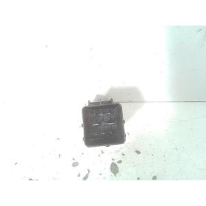 UNIDAD DE CONTROL DE RELÉ MAZDA 3 Sedan Serie 51299049 Y642 Diésel 1600 (09>13) - Product Image 3