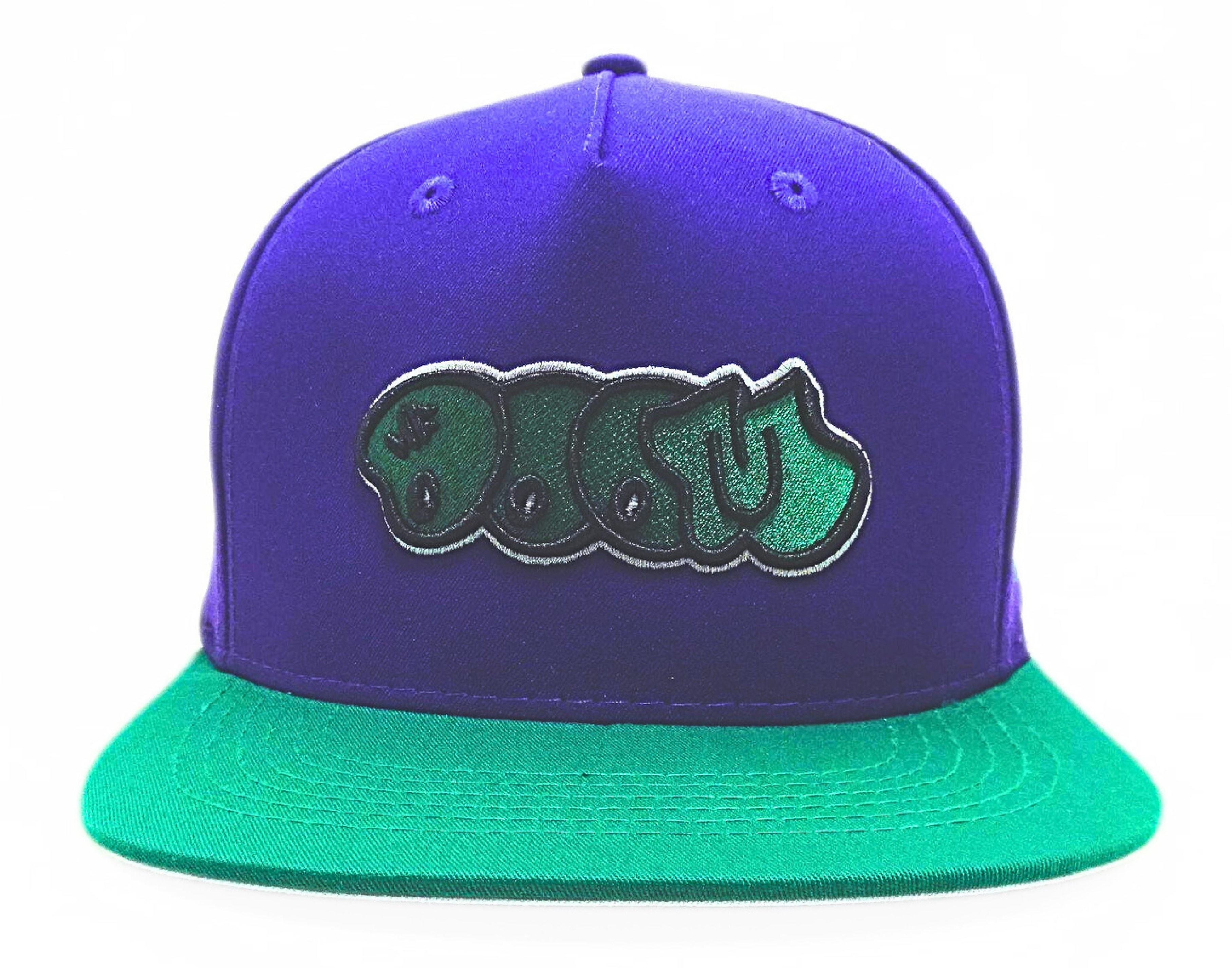 สีเขียวม่วง