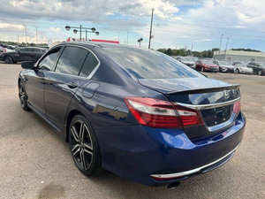 Voiture d'occasion abordable, Ho-n-da Acc-ord Sp-ort LHD 2017 - Product Image 6