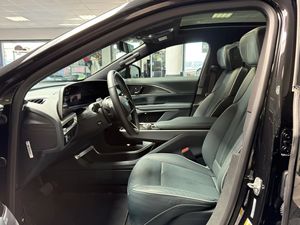รถ SUV ปี 2025 L-YRIQ SPORT AWD มือสอง สภาพดี ไมล์น้อย ไฟ LED พร้อมขาย - Product Image 4