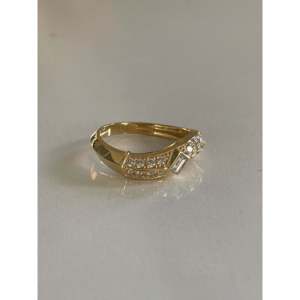 แหวนเพชรทรงบาแกตต์โค้งแบบฟรังโก้ ทองคำแท้ 14k สำหรับผู้หญิง น้ำหนักรวม 0.50 กะรัต - Product Image 5