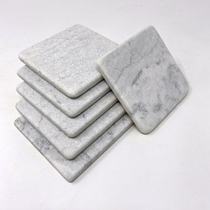 Ensemble de sous-verres décoratifs en marbre pour cuisine créative avec support en bois Tapis et tampons en pierre - Product Image 2