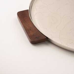Lo último en bandeja decorativa redonda de madera con mango para servir comida, elegante para el hogar, Hotel, restaurante, uso de bebidas y bandeja para servir comida - Product Image 6