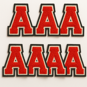 Écussons brodés en chenille sur tissu sergé personnalisés, formes de cœur et de fleur avec logos d'entreprise pour les commandes en gros d'uniformes - Product Image 1