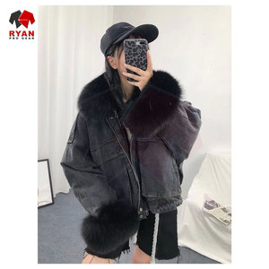 Veste en jean pour femme avec tissu de qualité supérieure, fermeture boutonnée classique, coupe confortable pour un usage décontracté - Product Image 4