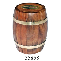 Tirelire en bois au design attrayant pour enfants Tirelire décorative en bois artisanale en forme de Damru à vendre à bas prix