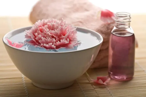 100% aceite esencial de clavel blanco Natural puro aceite portador cuidado de la piel grado cosmético líquido disponible 25kgs 100kgs tamaños de paquete - Product Image 3