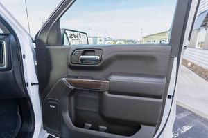 2021 Chevrolet Silverado 1500 RST Hennessey Goliath 650 4x4ใช้ไฟฟ้า5,900ไมล์เทอร์โบซุปเปอร์ชาร์จ V8อัตโนมัติ - Product Image 3