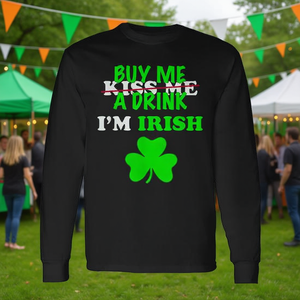 Camiseta de Manga Larga con Estampado de Máscara del Día de San Patricio, Tema Irlandés para Celebraciones, con la Frase 'Kiss Me Buy Me a Drink' - Product Image 3