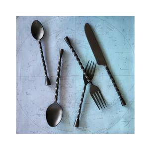 Ensemble de couverts en métal Ensemble de couverts de table décoratifs Accessoires de cuisine faits à la main en vrac - Product Image 3