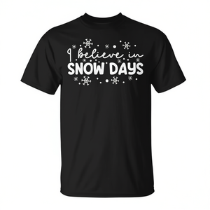 Camiseta I Believe In Snow Days, negra, unisex, para adultos, cuello redondo, manga corta - Product Image 3