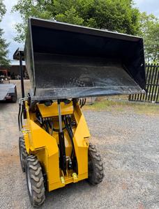 Livraison gratuite Infront yf480 15hp Mini chargeuse compacte à chenilles CE EPA Moteur Skidsteer Mini chargeuse compacte à chenilles pour tous les terrains - Product Image 6