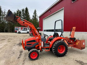 Tracteur agricole 4x4 d'occasion Kioti CK30 CK2620 à vendre – Meilleure offre 2025 – Kubota BX2380 en stock à prix avantageux - Product Image 5