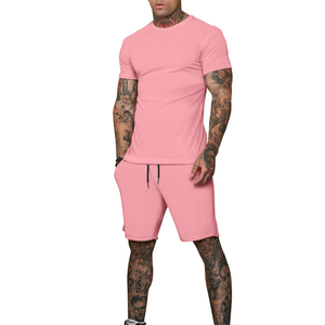 Ropa deportiva Servicio OEM Conjunto corto de verano Hombres Camiseta de manga corta Conjuntos de pantalones cortos Logotipo personalizado Conjunto informal de verano para hombres Transpirable - Product Image 2