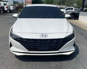 รถยนต์ซีดานสีขาว ปี 2023 ขับเคลื่อนล้อหน้า เกียร์อัตโนมัติ CVT - พร้อมส่ง - Product Image 4