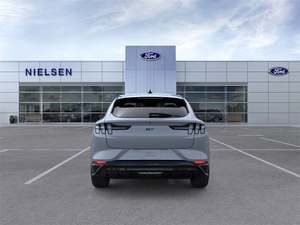 Ford Mustang Mach-E GT AWD Active SUV 2025 Usado en Excelentes Condiciones - Product Image 5