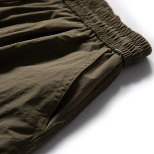 Pantalones Cortos de Nailon Personalizados OEM, Pantalones Cortos de Playa de Nailon con Memoria para Verano, Pantalones Cortos de Nailon con Múltiples Bolsillos Laterales para Hombre - Product Image 5