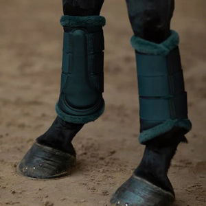 Bottes de protection durables et amortissantes pour chevaux, pour la protection des tendons et des articulations, bottes d'équitation personnalisées fabriquées au Pakistan - Product Image 2