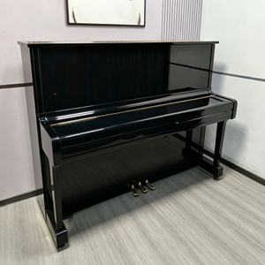 Piano Vertical Yamaha U100 Usado, Calidad Japonesa, Rendimiento Profesional, Listo para el Escenario, Sonido Claro y Potente U1 - Product Image 2