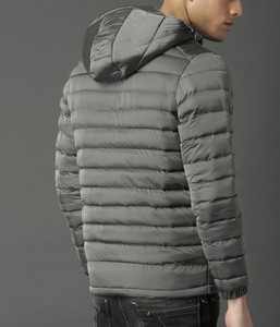 Chaqueta Acolchada Gris para Hombre de Alta Calidad, Nuevo Diseño Totalmente Personalizable - Product Image 4
