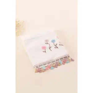 Ensemble de 6 serviettes à main brodées florales Bella Home 50x90, en polaire corail doux et technique jacquard en polyester, pour enfants - Product Image 2