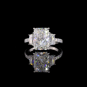 Bague en or 14 carats avec diamant de laboratoire radiant de 4,87 carats, trois pierres, fournisseur en gros, OEM, ODM, prêt à l'exportation, bijoux fins - Product Image 4