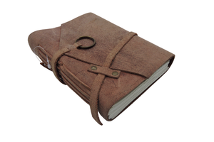 Journal en cuir vintage fabriqué à la main avec fermeture à anneau en laiton Cahier de voyage enveloppant antique pour l'écriture - Product Image 2