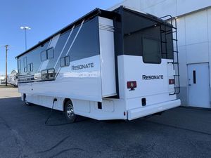 Autocaravanas Móviles Modernas de Aluminio, Remolque de Viaje al Aire Libre, Cabaña Cápsula, RV, Caravana, Habitación para Dormir, Camping, Viajes, 4-6 Personas - Product Image 3