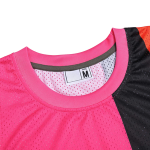 Camiseta de baloncesto de calidad superior con logotipo personalizado hecho en fábrica, Camiseta deportiva atlética de punto acanalado con cuello de poliéster para todo el equipo para Unisex - Product Image 3