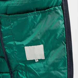 Veste matelassée pour homme sans manches à col montant, logo personnalisé OEM ODM, haute qualité, coupe-vent, écologique, lavable - Product Image 6