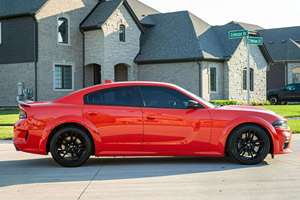 รถยนต์ปี 2023 รุ่น Charger AWD เทอร์โบ เบาะหนัง ไมล์น้อย เกียร์อัตโนมัติ พวงมาลัยซ้าย น้ำมันเบนซิน/แก๊ส หลังคาซันรูฟแบบพาโนรามา - Product Image 2