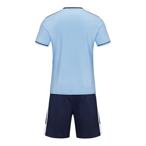 Uniformes de football entièrement sublimés 2025 pour adultes en tissu de polyester uniformes d'entraînement sportif fabriqués au Pakistan - Product Image 2