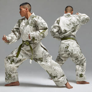 Combinaison de karaté imprimée camouflage OEM, vêtements de boxe pour hommes, vêtements d'entraînement de judo, vêtements d'arts martiaux, combinaisons de karaté par sublimation - Product Image 1