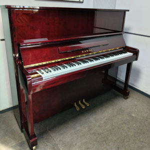 Piano Acústico Vertical Kawai KL53K Color Vino Tinto, de Japón, para Escuela de Música o Estudio, en Venta en Todo el Mundo, Excelente Calidad de Sonido - Product Image 1