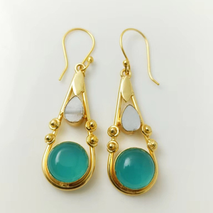 ต่างหูแบบห้อยทำจากทองเหลืองประณีตประดับหินมูนสโตนแท้พร้อมรอยตัดที่สลับซับซ้อนรูปทรงสี่เหลี่ยมสีเขียวสำหรับงานแต่งงาน - Product Image 1