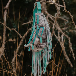 Sac banane unique en cuir de vachette occidental avec sangle réglable et franges Sac banane unisexe en cuir véritable Sac à dos de taille - Product Image 1