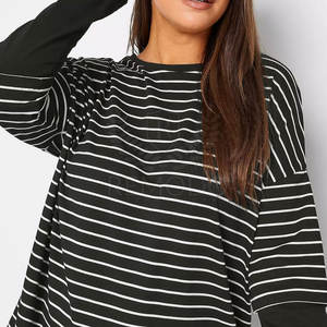 Camiseta de doble capa para mujer Camiseta de doble capa de último diseño Impresión de logotipo personalizado Camiseta de doble capa de algodón y poliéster para mujer - Product Image 4