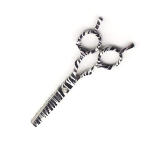 Vente en gros de ciseaux à effiler en acier avec revêtement zèbre ciseaux de salon de coiffure avec repose-doigt double - Product Image 3