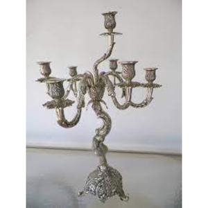 Nouvelle arrivée Forgé Design Métal Candélabre Argent Couleur Antique Style 7 Bras Tenir Cire Chandelier Rose Design Titulaire Pièce Maîtresse - Product Image 1